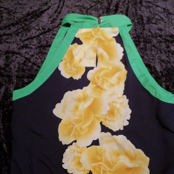 top - Picture 4 of 4